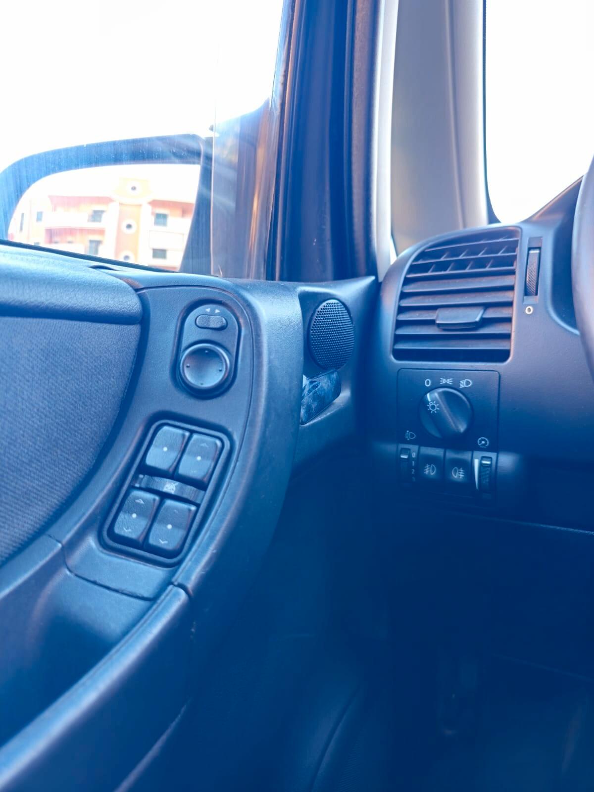 Opel Zafira 2.0 16V DTI cat Elegance