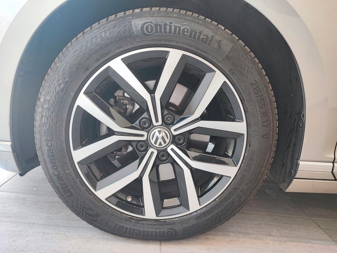 Volkswagen Passat Variant 2.0 TDI DSG Highline BlueMotion Technology