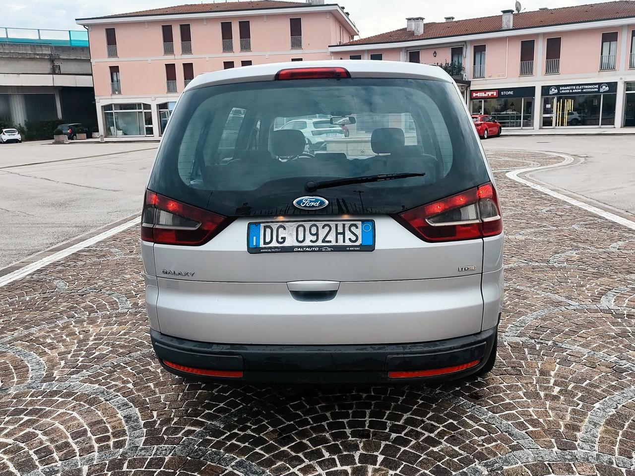Ford Galaxy 1.8 TDCi 100 CV