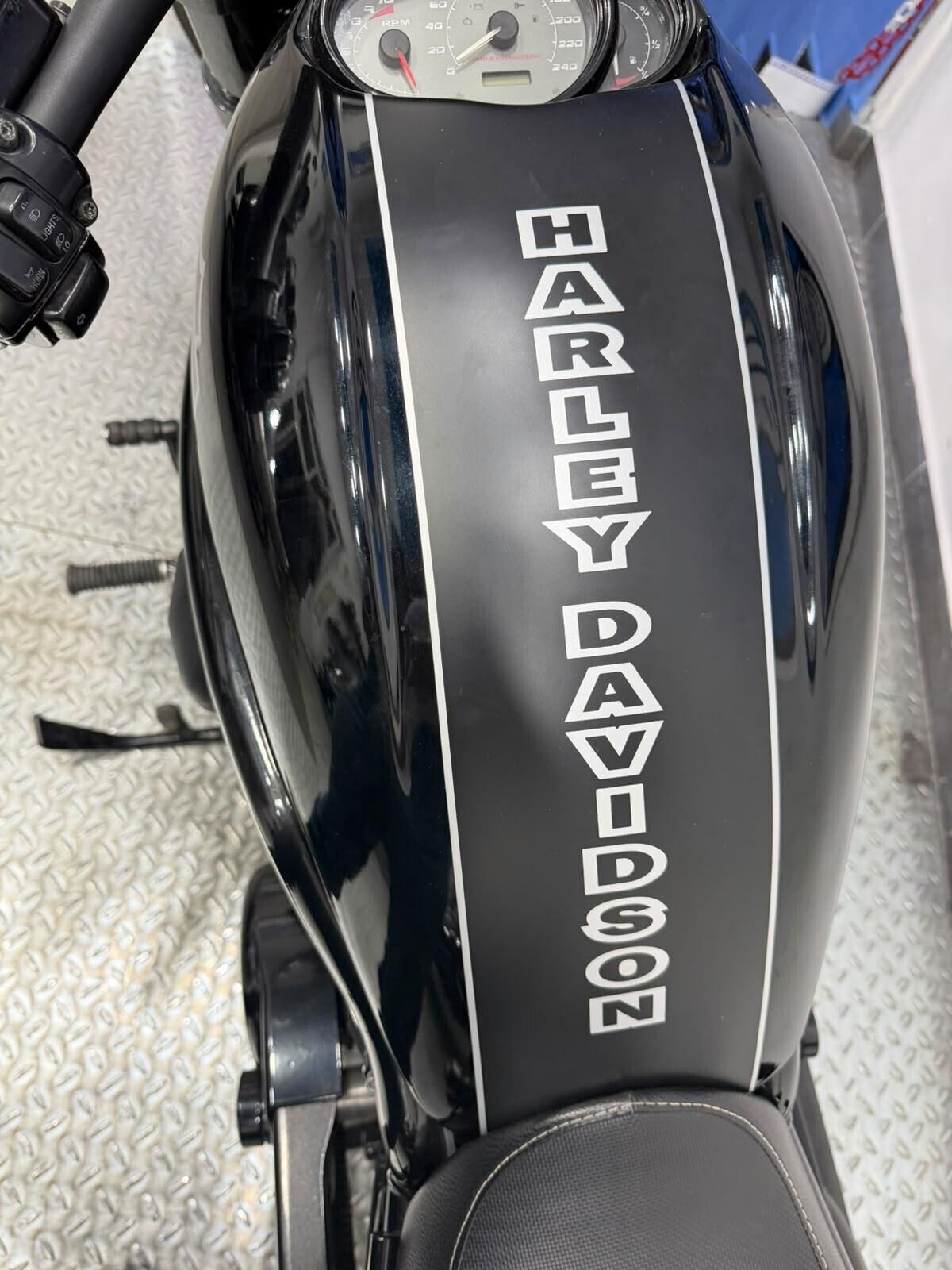 Harley-davidson 1130 Night Rod VRSCD