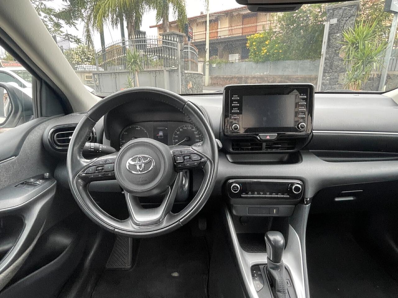 Toyota Yaris 1.5 Hybrid 5 porte Automatica