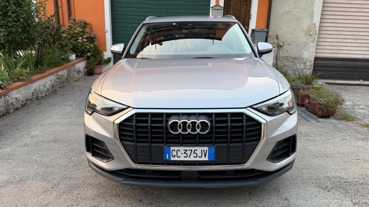Audi Q3 35 TDI S tronic Business Advanced