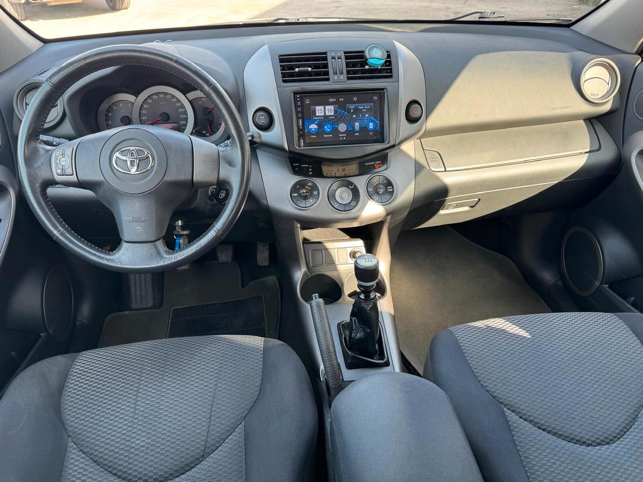 Toyota RAV 4 RAV4 2.2 D-4D 136 CV Luxury