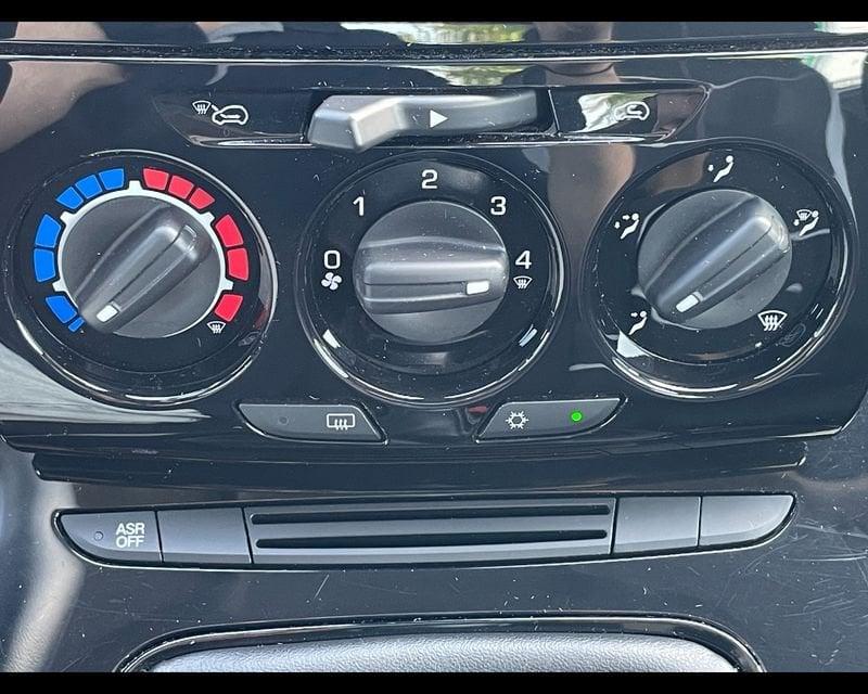 Lancia Ypsilon 0.9 TwinAir 85 CV 5 porte Metano Ecochic Silver