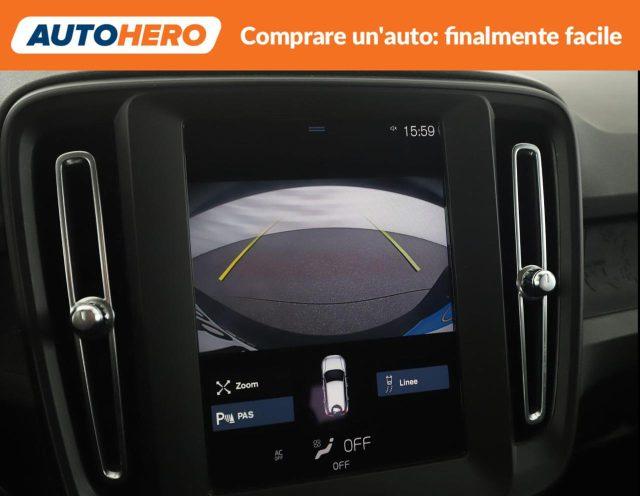 VOLVO XC40 T2 Momentum Core