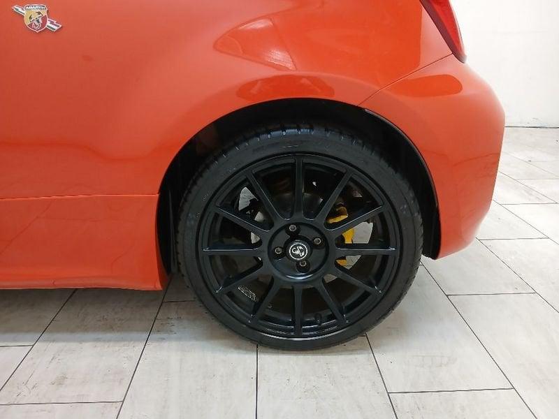Abarth 695 1.4 t-jet Competizione 180cv