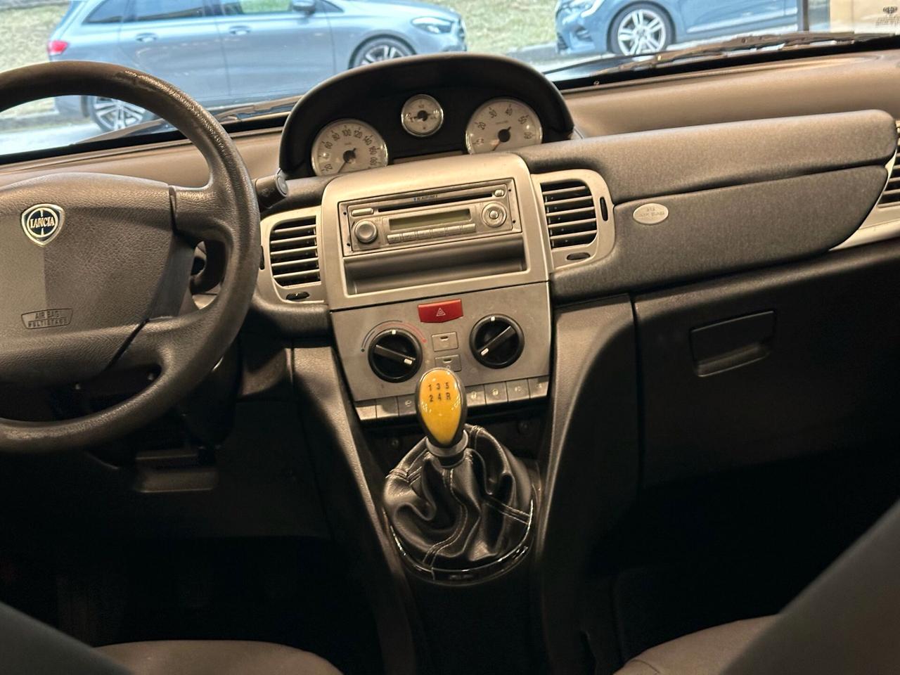 Lancia Ypsilon 1.2 69 CV Diva