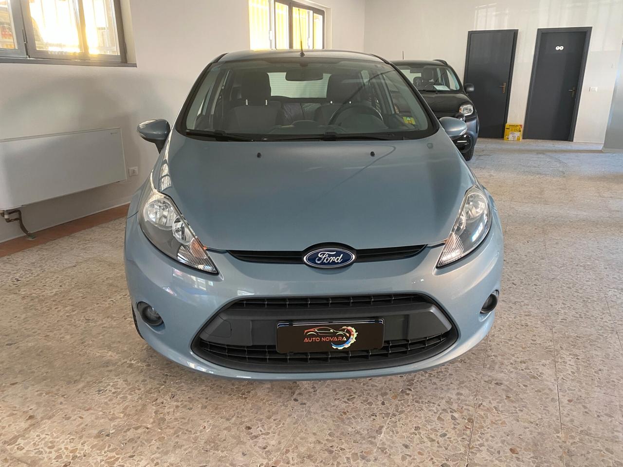 Ford Fiesta Fiesta+ 1.2 82CV 5 porte NEOPATENTATI