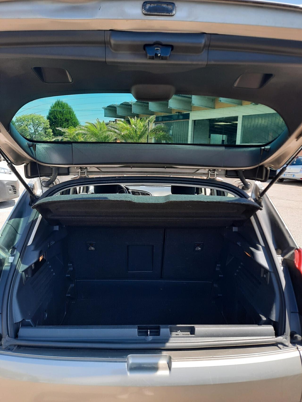 Peugeot 3008 1.6 HDi 110CV 4 TIPI DI GUIDA UNI,PROPRIETARIO