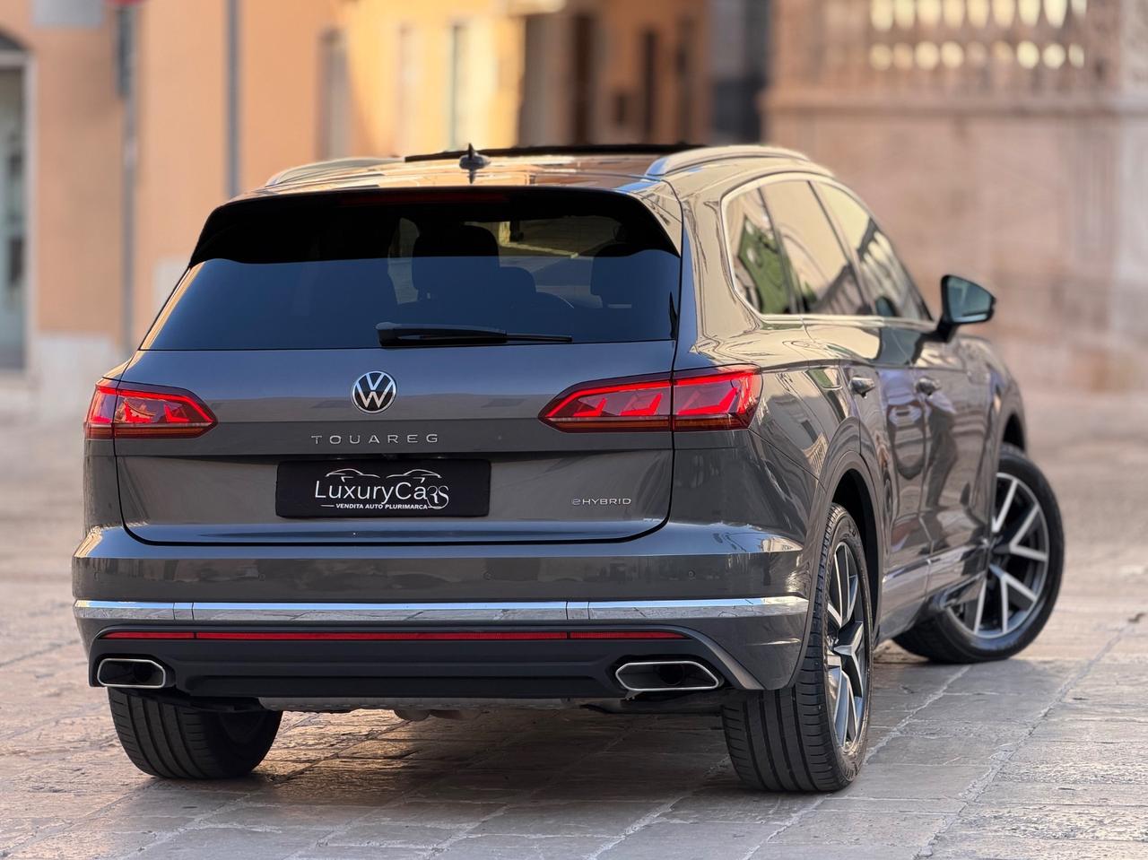 VOLKSWAGEN TOUAREG 3.0 V6 EHYBRID 340 CV PLUG-IN HYBRID
