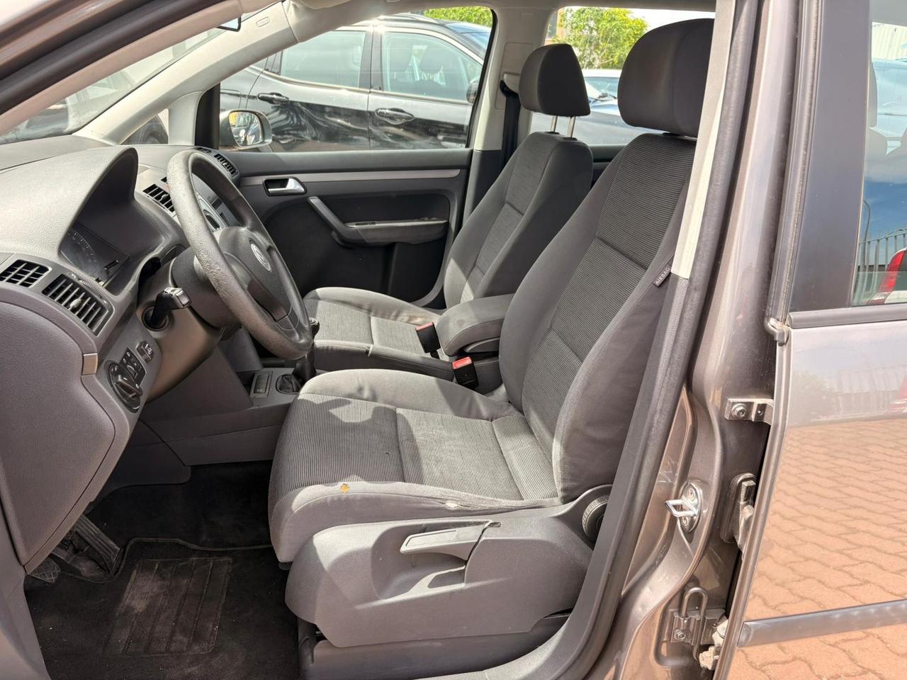 Volkswagen Touran 1.6 GPL
