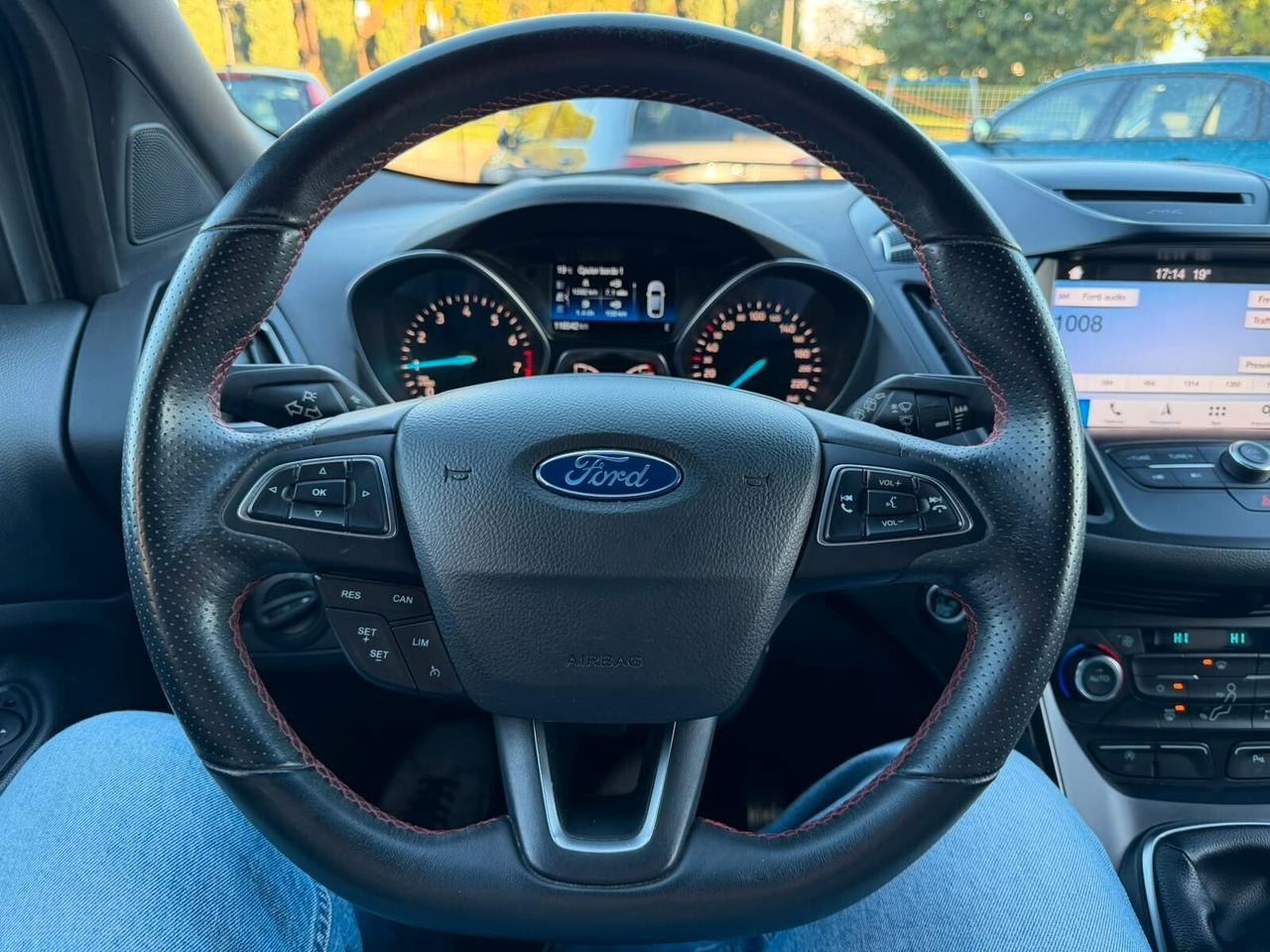 Ford Kuga 1.5 EcoBoost 120 CV S&S 2WD ST-Line