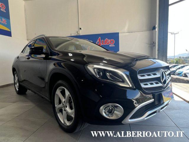 MERCEDES-BENZ GLA 200 d Automatic Sport Premium