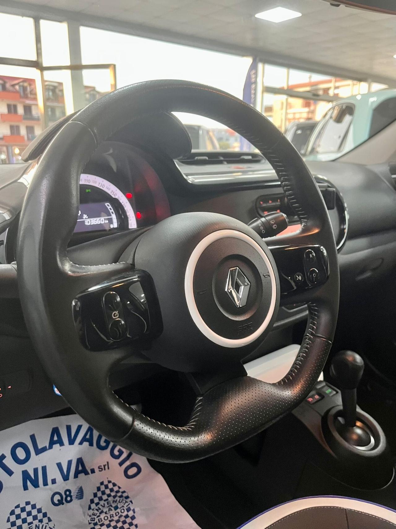 Renault Twingo TCe 90 CV EDC Intens