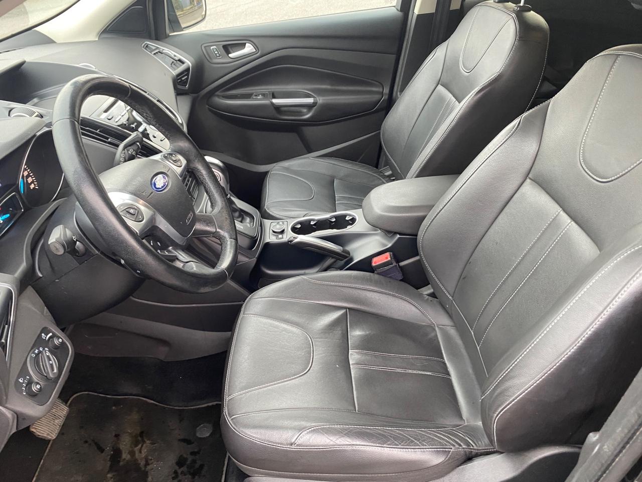Ford Kuga 2.0 TDCI 163 CV 4WD Powershift Titanium