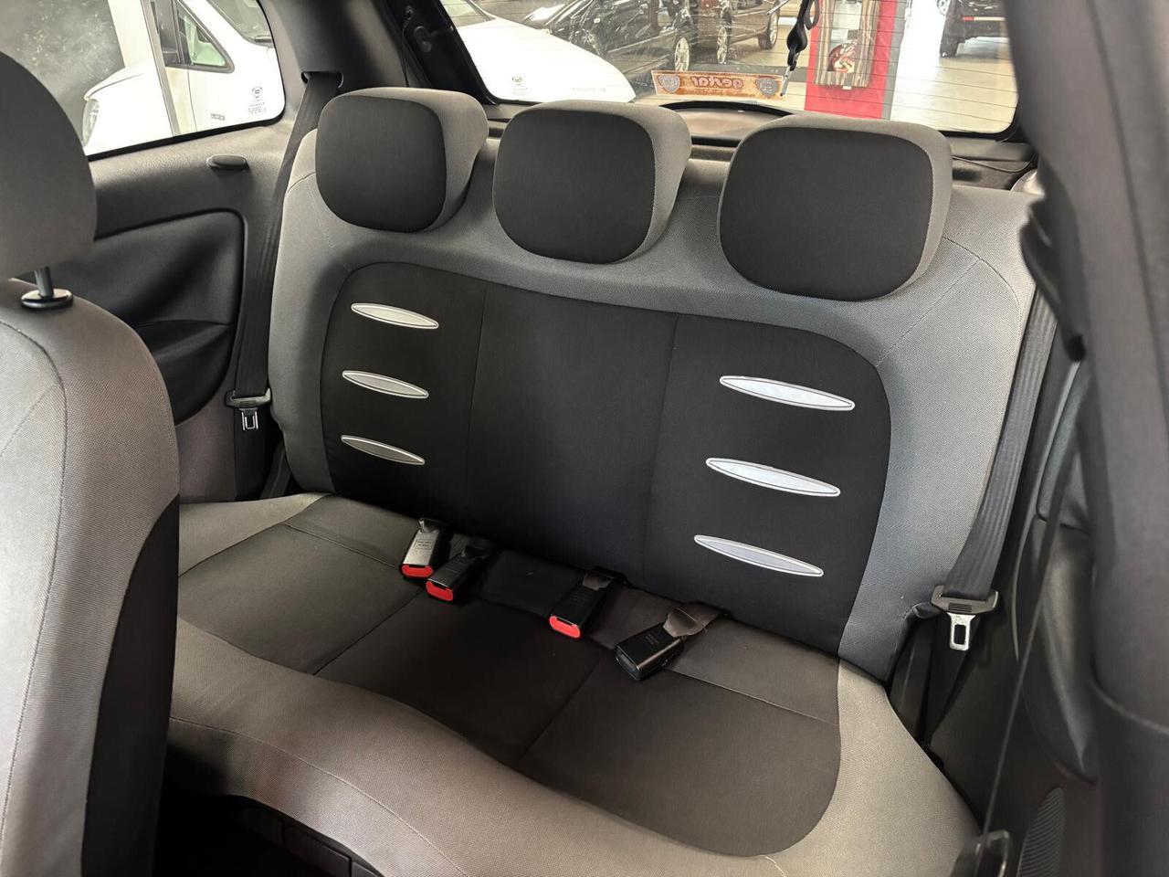 Lancia Ypsilon 1.2 Passion