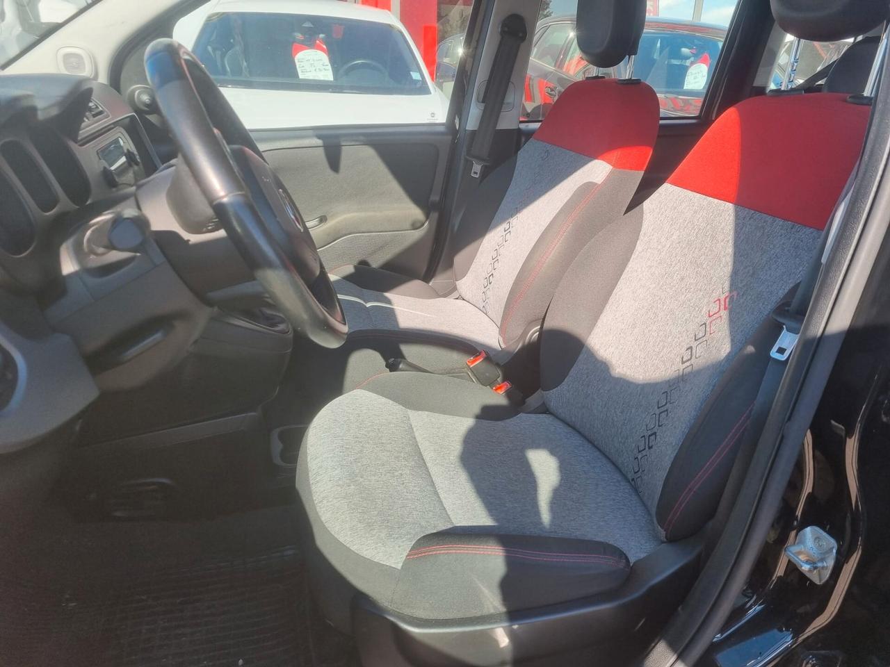 Fiat Panda 1.2 Lounge 69cv SENSORI PARCHEGGIO