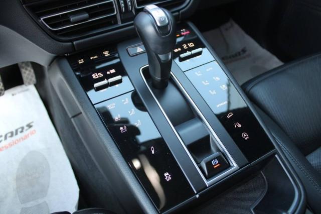 Porsche Macan X2.0 T 265cv AUTO CON NAVIGATORE E CARPLAY
