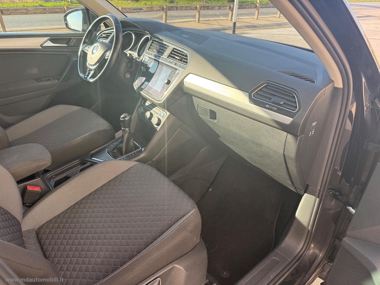 VOLKSWAGEN Tiguan 1.6 TDI Business BMT STUPENDA