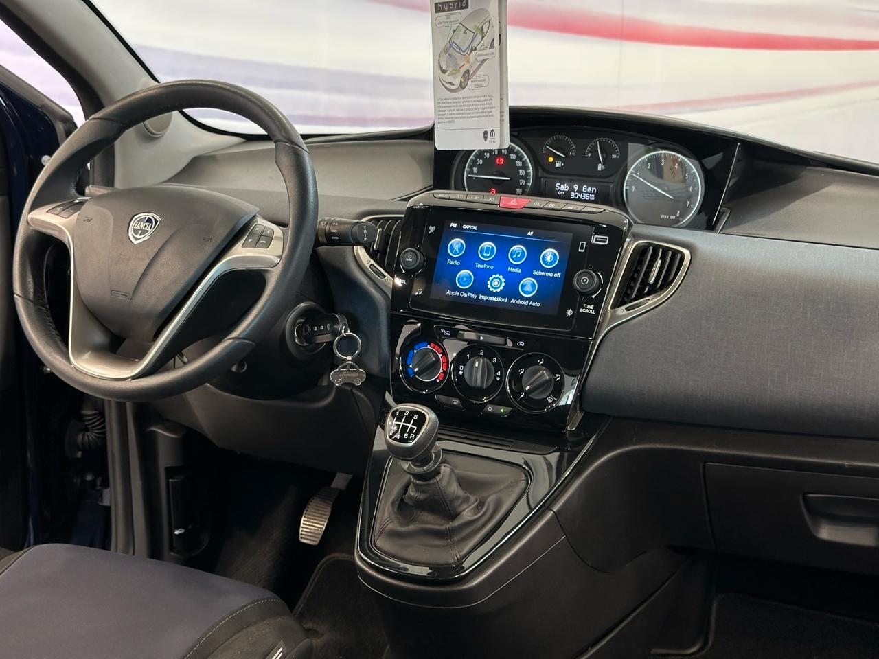 Lancia Ypsilon 1.0 FireFly 5 porte S&S Hybrid Ecochic Silver