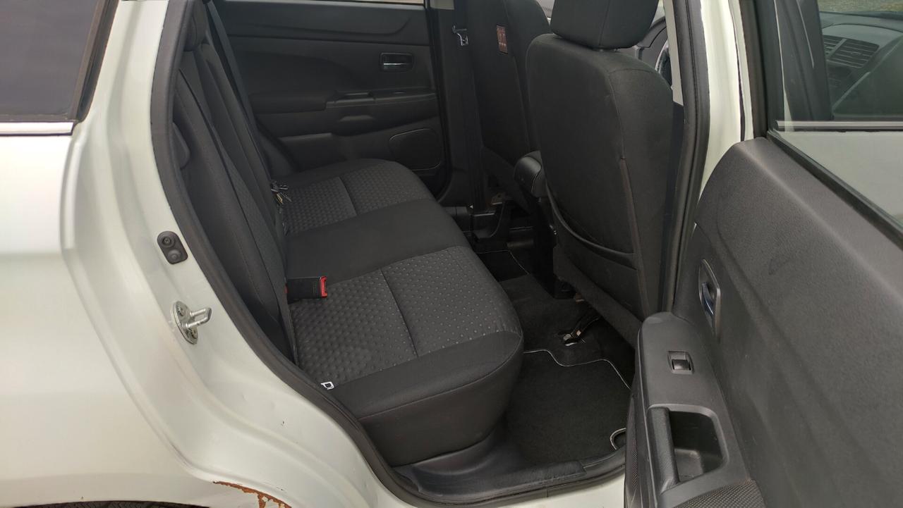 Mitsubishi ASX 1.8 DI-D 150 CV 2WD TETTO - 2011