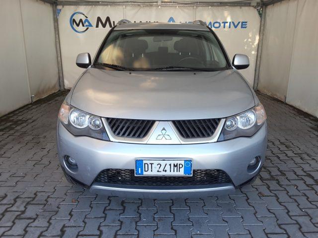 MITSUBISHI Outlander 2.0 DI-D 140cv Instyle 4WD 7 POSTI