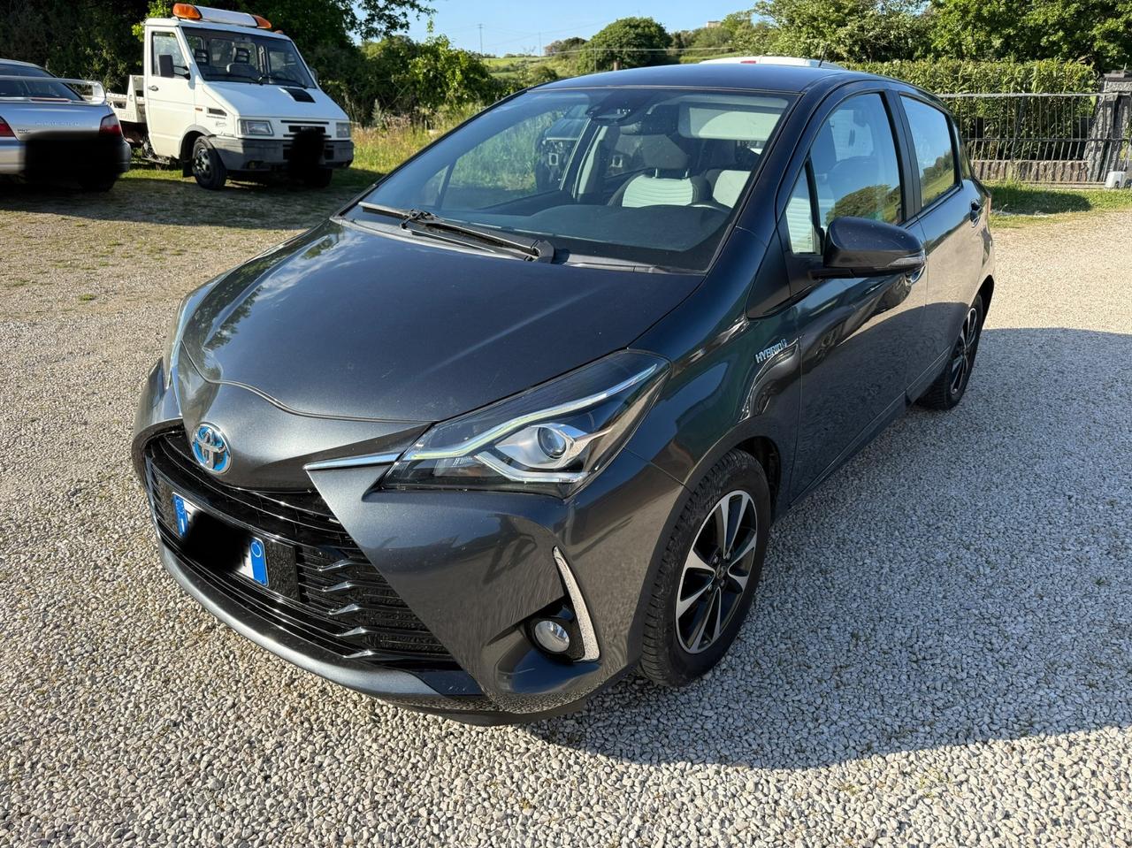 Toyota Yaris 1.5 Hybrid 5 porte Business