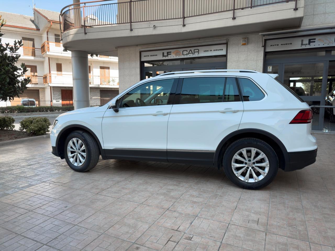 Volkswagen Tiguan 2.0 TDI SCR DSG Business BlueMotion Technology 150 cv