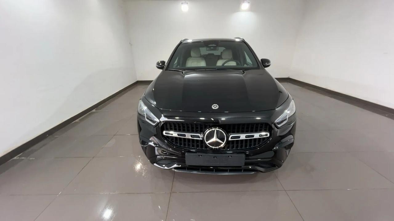 Mercedes-benz GLA 200 d 150Cv 4x4 Advanced-Pelle Beige-Aziendale