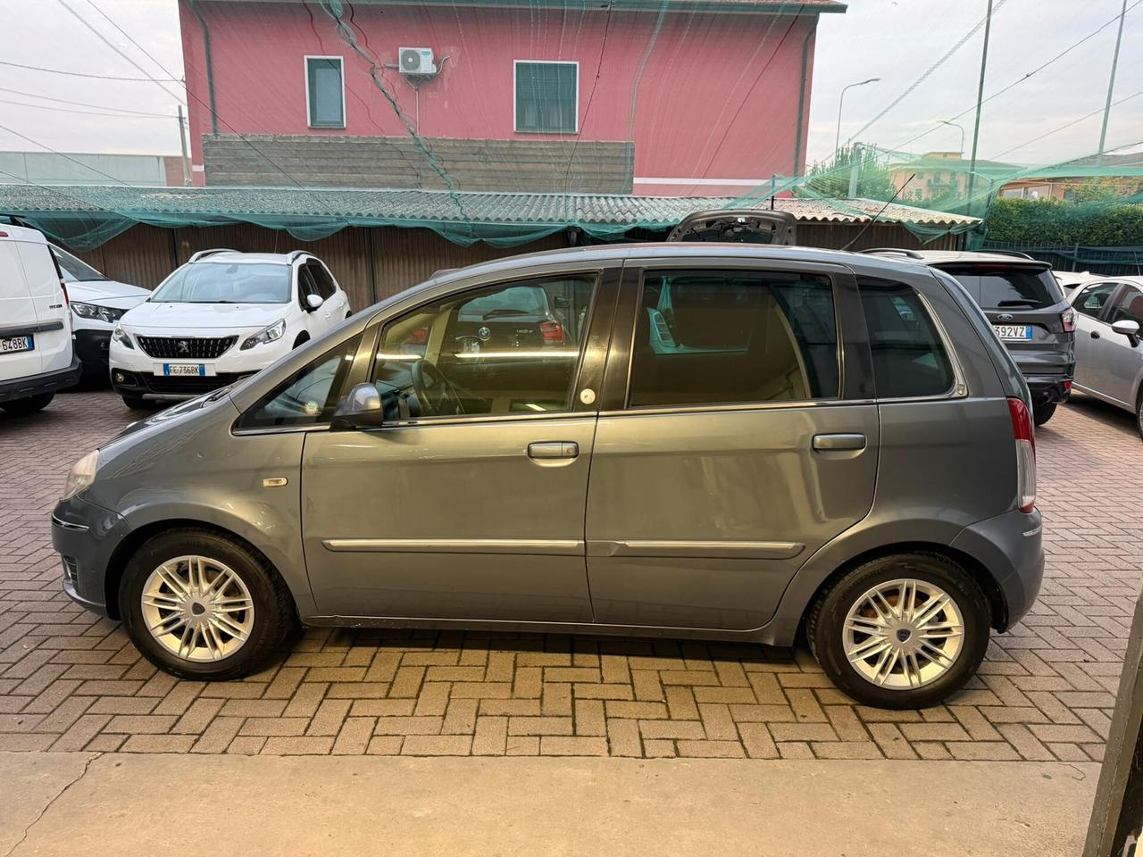 Lancia MUSA 1.4 Argento Ecochic GPL