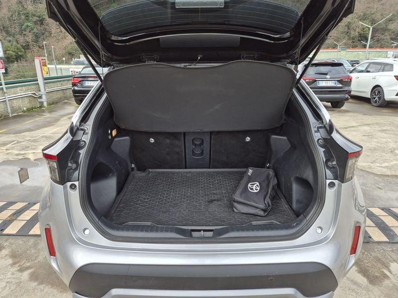 Toyota Yaris Cross 1.5h Lounge awd-i 116cv e-cvt