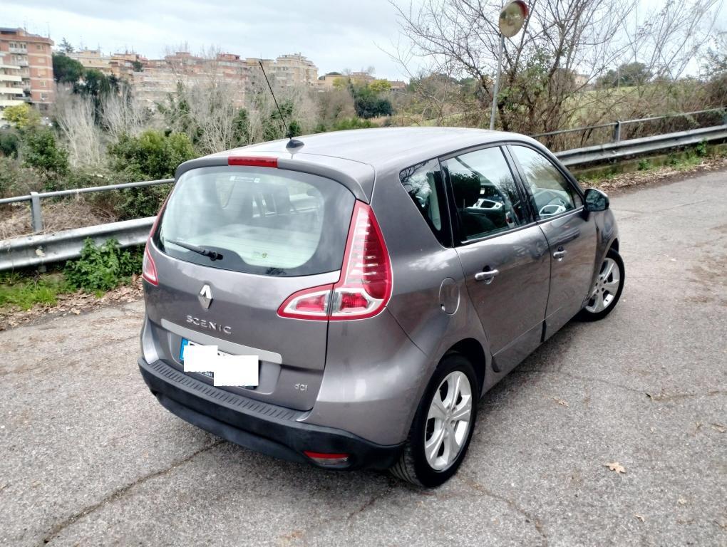 Renault Scenic X-Mod 1.5 dci Dynamique 110cv