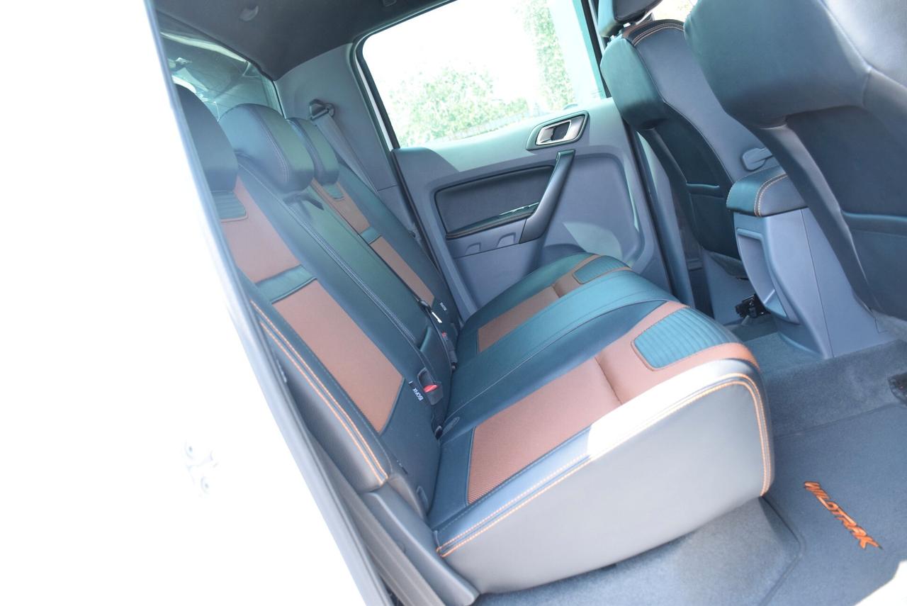 Ford Ranger 4X4 WILDTRAK CABINA RIALZATA - GANCIO 3.2TDCi AUTOM. IVA DETR.