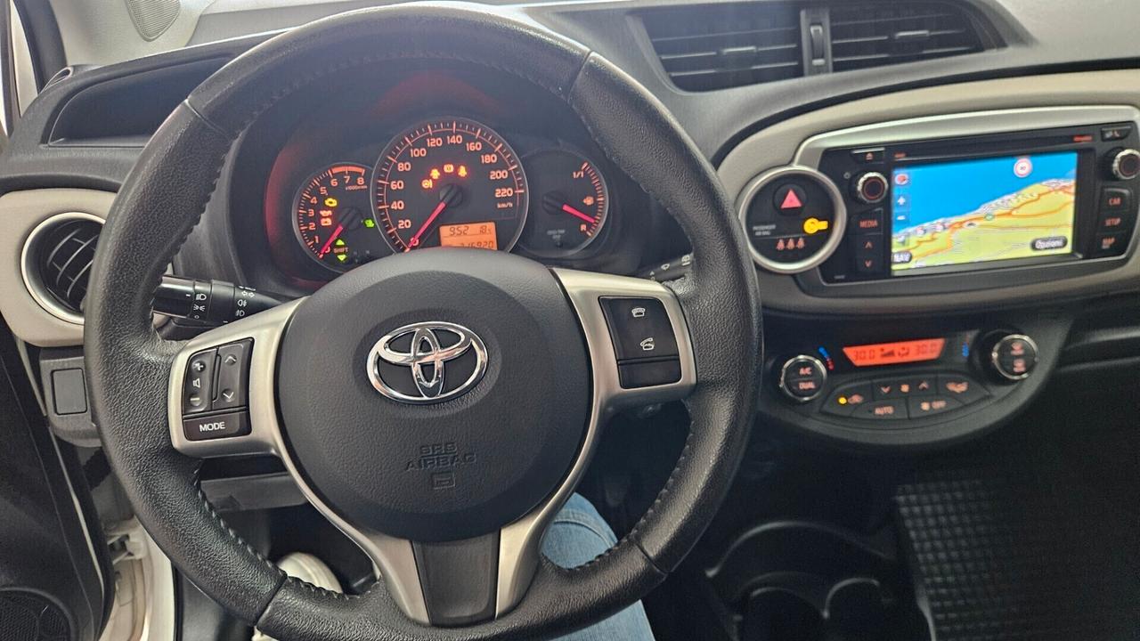 Toyota Yaris 1.0 5 porte Lounge