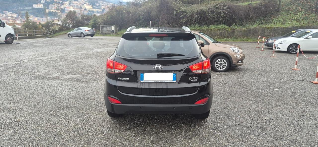 Hyundai iX35 1.7 CRDi 2WD Xpossible