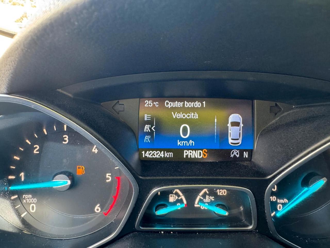 Ford Kuga 2.0 TDCI 150 CV S&S 4WD Powershift Titanium