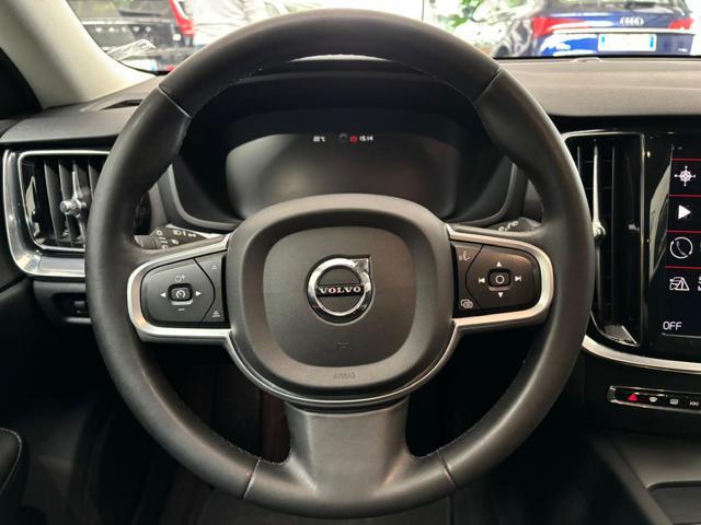 VOLVO V60 B3 Geartronic Momentum Business Pro