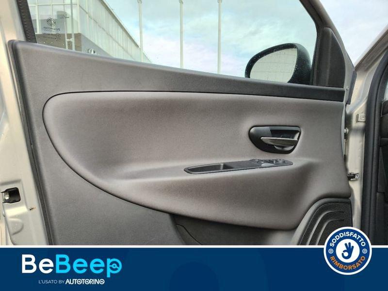 Lancia Ypsilon 1.2 8V PLATINUM 69CV