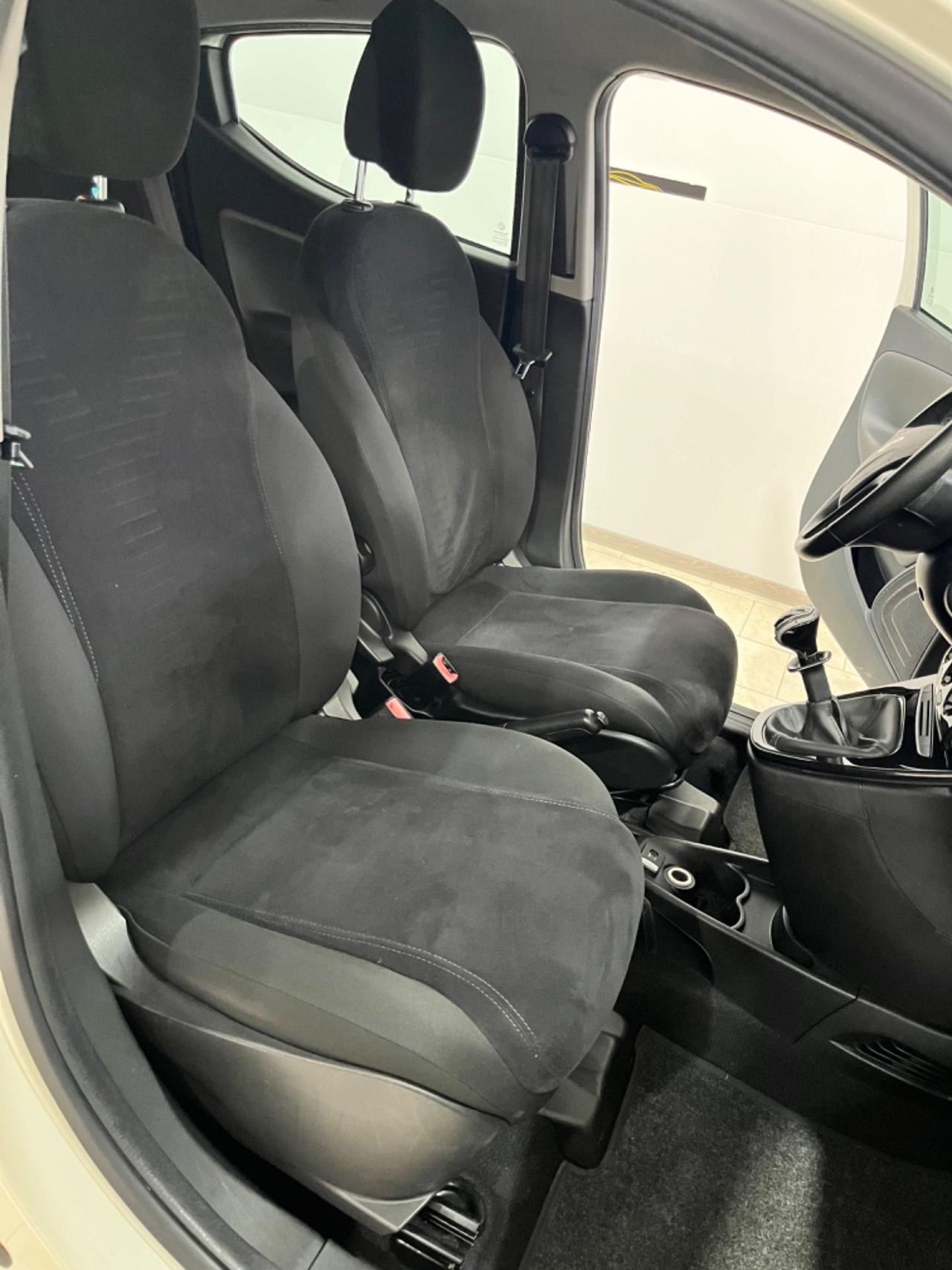 LANCIA YPSILON 2013 METANO *UNICOPROPRIETARIO