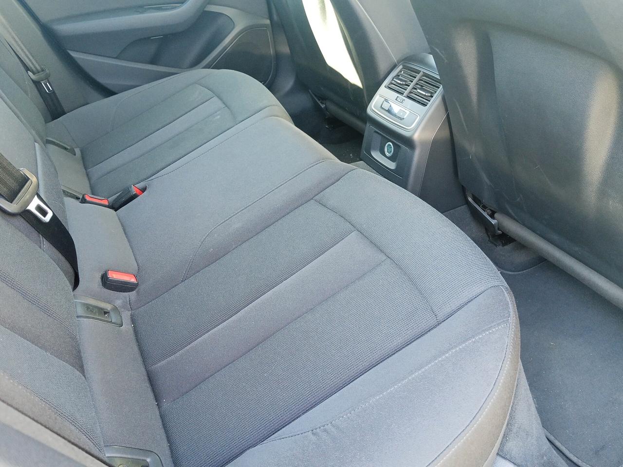 Audi A4 Avant 40 TFSI S tronic Sport s-line