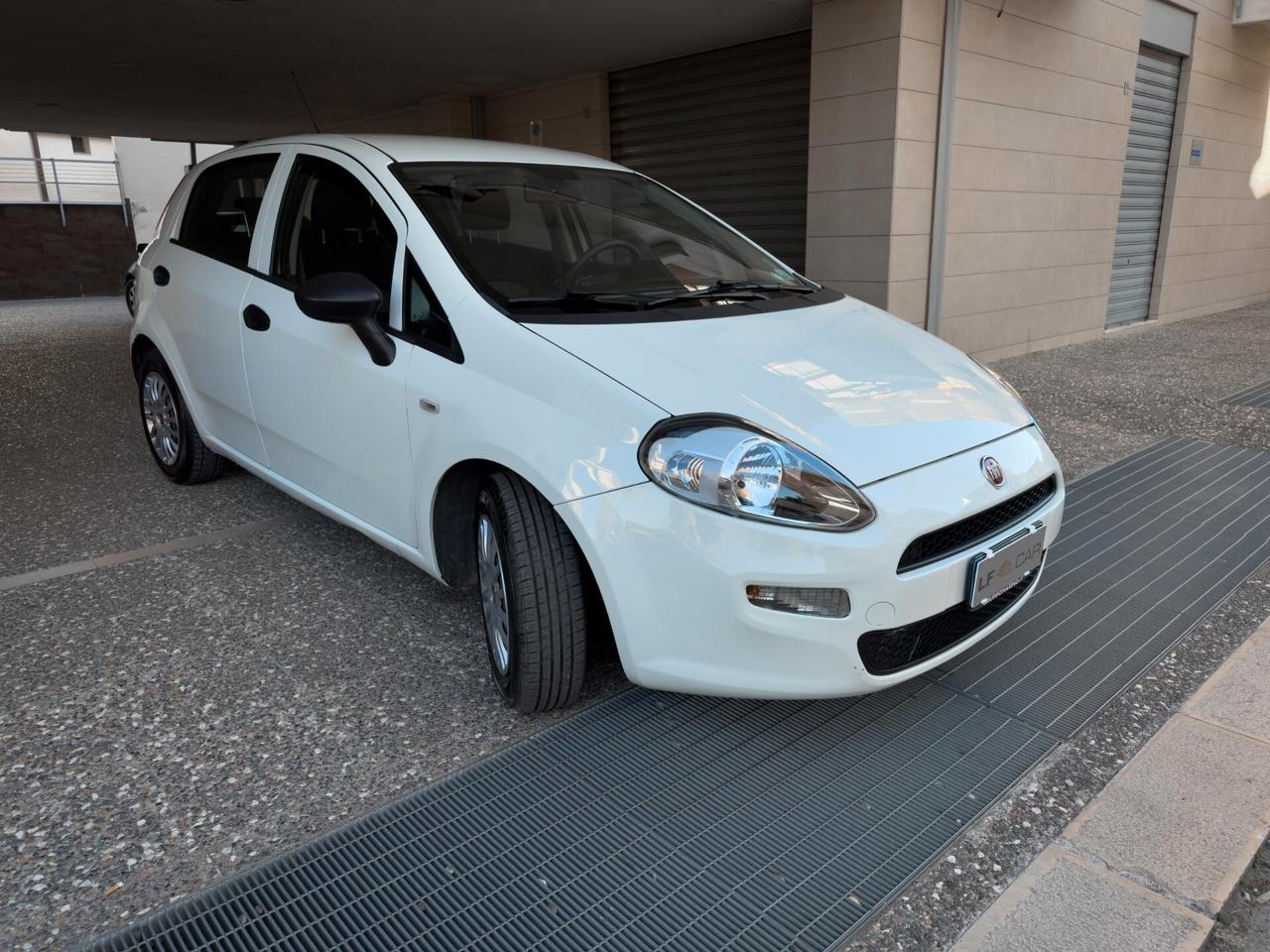 Fiat Punto 1.3 MJT II S&S 95 cv 5 porte Street