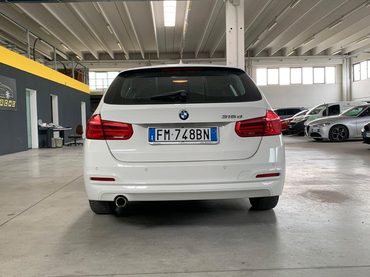 BMW 318 d Touring Business Advantage auto
