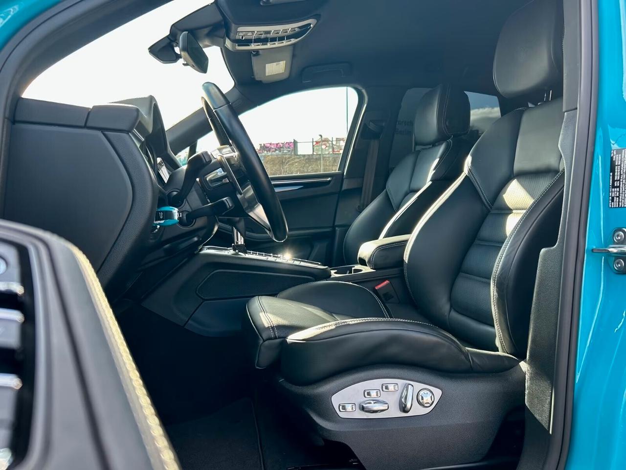 Porsche Macan 2.0 LED, sistema di navigazione, telecamera