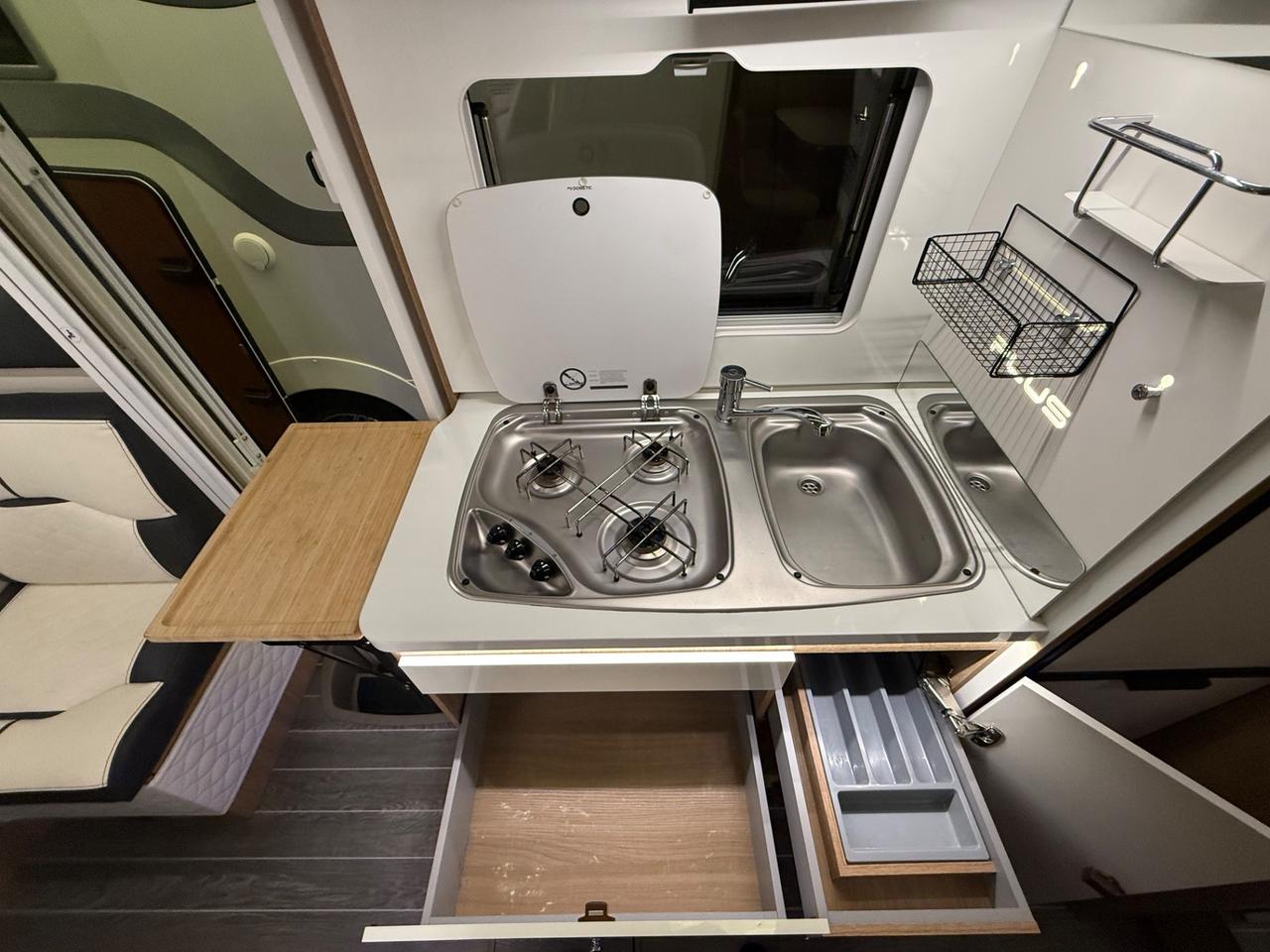 ROLLER TEAM ZEFFIRO 285 XT 6.99 5 POSTI OMOLOGATI