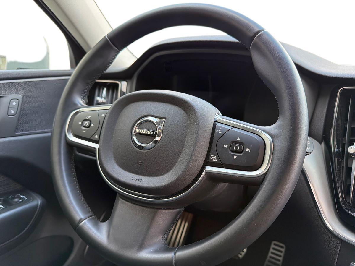 VOLVO XC60 2.0 b4 Core awd auto