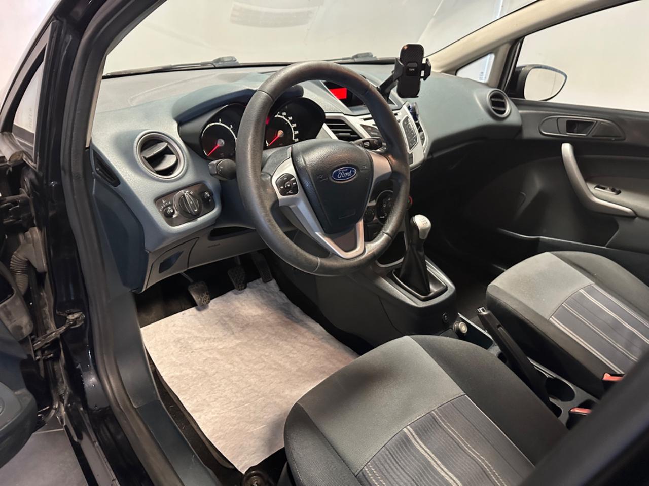 FORD FIESTA 1.4 NEOPTATENTI 95CV GPL TITANIUM