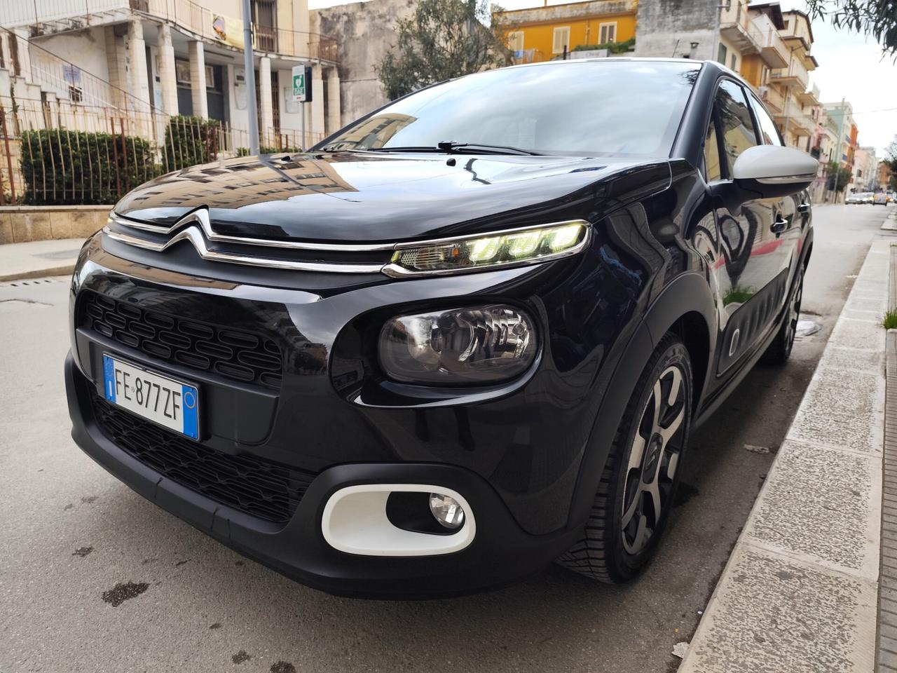 Citroen C3 1.6 BlueHDi 100CV Shine PERFETTA