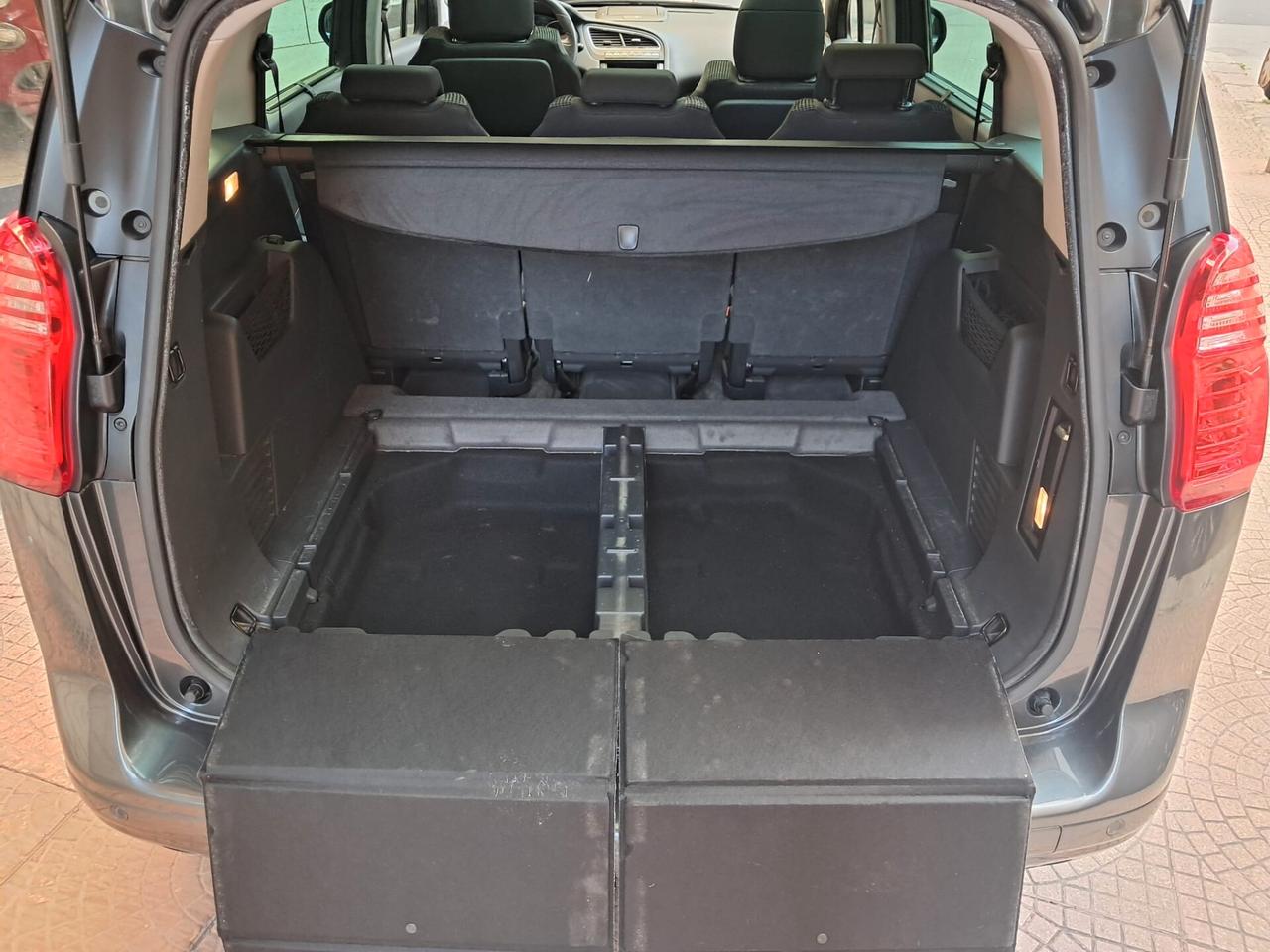 PEUGEOT 5008 2.0 HDi 150CV Féline-TETTO+NAVY-Euro5290