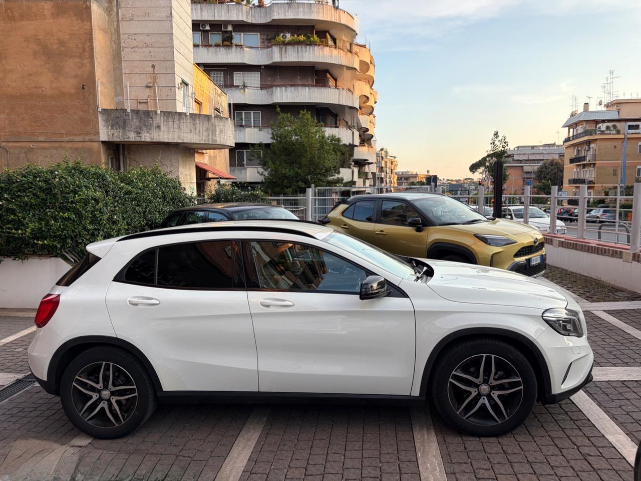Mercedes-benz GLA 200d Sport - OTTIME CONDIZIONI !!