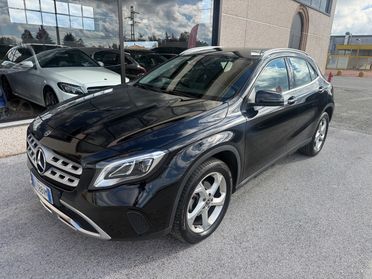 MERCEDES-BENZ GLA 200 d Automatic 4Matic Sport LED CAMERA NAVI
